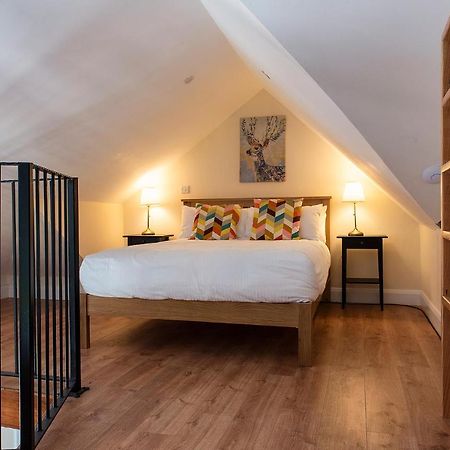 Kylemore House Boutique Apartments - Connemara Suite Buitenkant foto